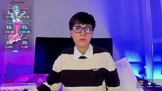 Tsuki Maru online show from December 2025 03:43:02 AM