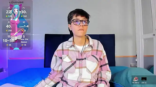 Snapshot of Tsuki_Maru chatting on November 2025 08:08:01 PM Tsuki Maru online show from November 2025 08:08:01 PM