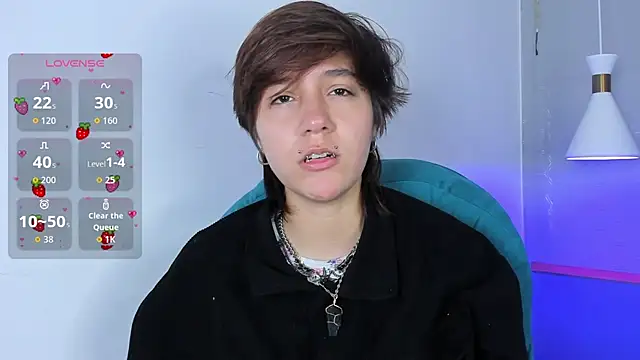 Tsuki Maru online show from April 2026 07:40:02 PM