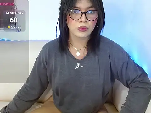 Snapshot of Scarlette_Mason2 chatting on September 2025 02:15:01 PM Scarlette Mason2 online show from September 2025 02:15:01 PM