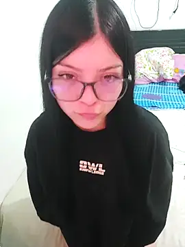 LunaJacobs online show from March 2026 10:06:01 PM