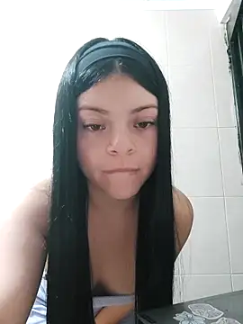 Snapshot of LunaJacobs chatting on November 2025 10:47:02 PM LunaJacobs online show from November 2025 10:47:02 PM