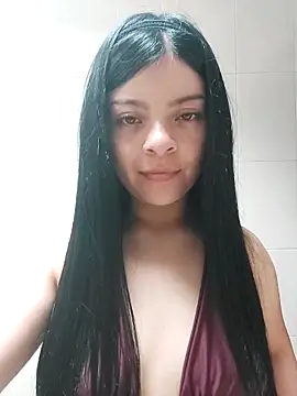 LunaJacobs online show from April 2026 07:19:01 PM