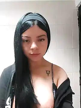 LunaJacobs online show from May 2026 02:20:02 PM