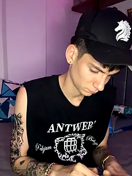 Snapshot of Luck__090 chatting on October 2025 02:09:01 AM Luck 090 online show from October 2025 02:09:01 AM