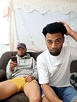 Thatboydee01 online show from September 2025 04:49:02 PM