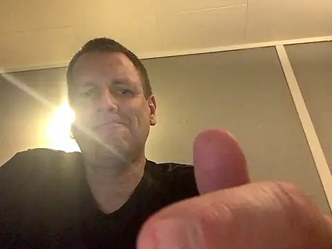 Snapshot of Gangbangchem chatting on October 2025 10:00:01 PM Gangbangchem online show from October 2025 10:00:01 PM