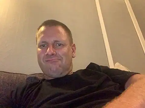 Snapshot of Gangbangchem chatting on September 2025 10:02:02 PM Gangbangchem online show from September 2025 10:02:02 PM