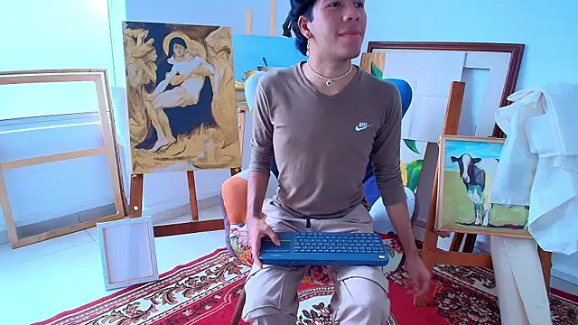 E R O S  online show from October 2025 09:26:01 PM