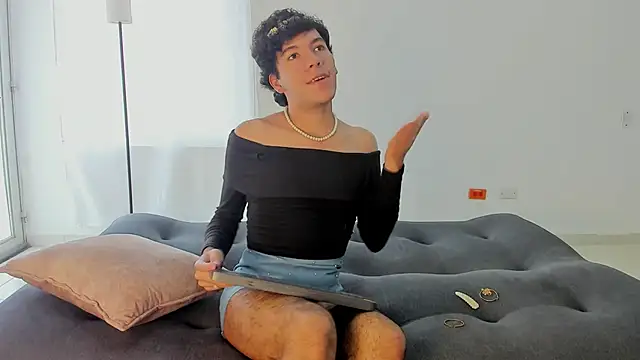 E R O S  online show from October 2025 01:46:02 PM