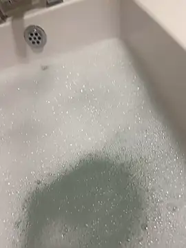 Jbjay1234 online show from April 2026 10:00:01 PM