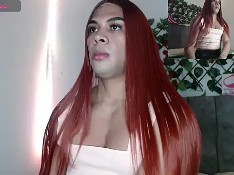 Coral Santana x online show from December 2025 04:06:01 PM