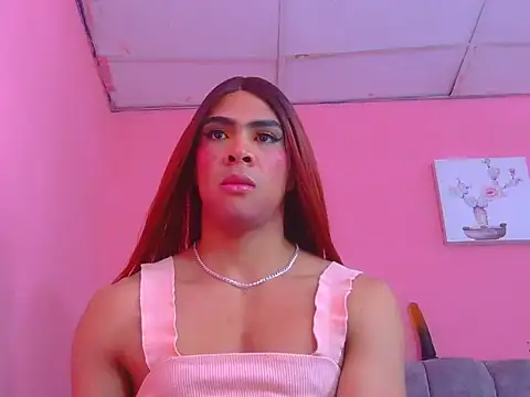 Coral Santana x online show from September 2025 03:38:02 PM