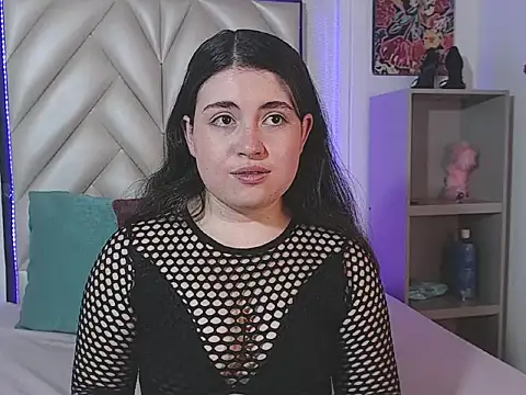 Snapshot of Vicluxxx chatting on September 2025 12:31:02 PM Vicluxxx online show from September 2025 12:31:02 PM