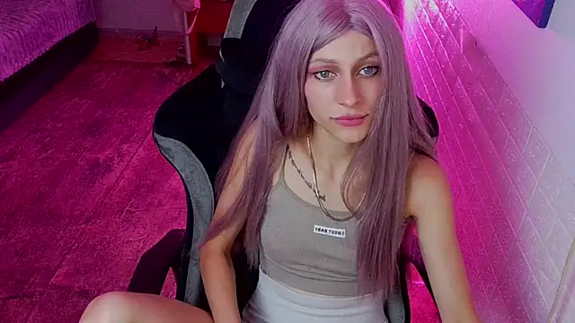 Snapshot of girlfriend_night17 chatting on July 2026 02:57:01 PM girlfriend night17 online show from July 2026 02:57:01 PM