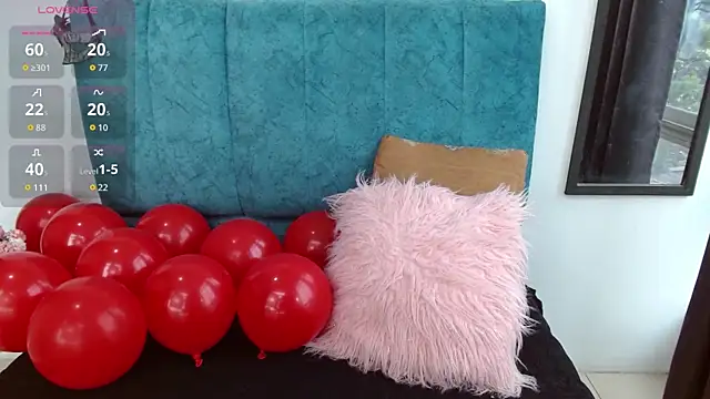 IamBunny f w online show from February 2026 01:44:02 PM