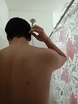 Jadriel23 online show from November 2025 03:40:01 AM