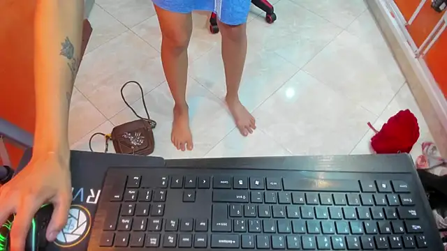 emily rz1 online show from April 2026 07:18:01 PM