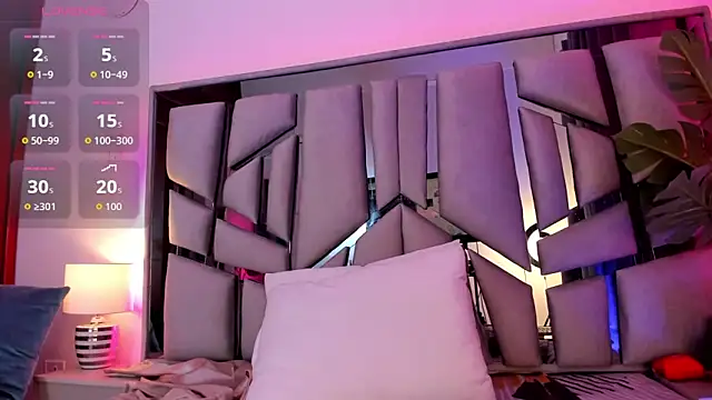 Snapshot of _valeria_saenz_ chatting on November 2025 03:10:01 AM valeria saenz online show from November 2025 03:10:01 AM