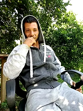 AlphaAlterX online show from October 2025 01:30:01 PM