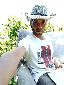 AlphaAlterX online show from September 2025 01:20:01 PM