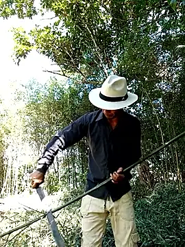 Snapshot of AlphaAlterX chatting on February 2026 02:28:02 PM AlphaAlterX online show from February 2026 02:28:02 PM