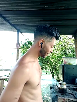 AlphaAlterX online show from September 2025 03:23:02 PM