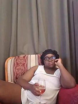 Gyminae online show from March 2026 05:51:01 PM