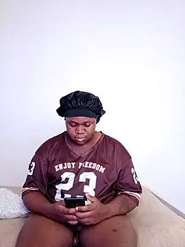 Gyminae online show from November 2025 02:43:01 PM