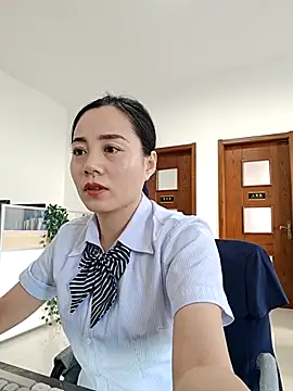 bingxin- online show from November 2025 02:04:01 AM