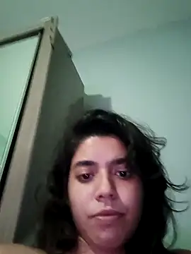 Maricamposs online show from October 2025 12:51:02 AM