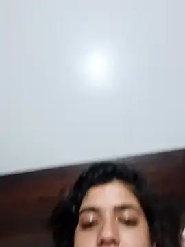 Maricamposs online show from September 2025 03:28:02 PM