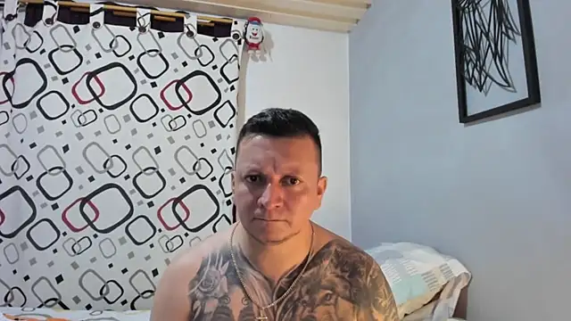 Liam Camil online show from March 2026 11:10:02 PM