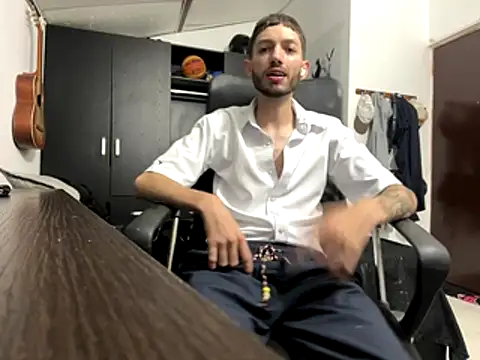 sarabiaarevalo online show from October 2025 04:58:02 AM