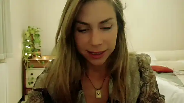 wonderalice31 online show from September 2025 06:58:02 PM