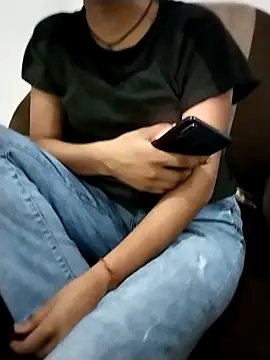 Snapshot of Student_girl2 chatting on September 2025 04:35:02 PM Student girl2 online show from September 2025 04:35:02 PM