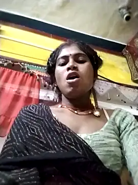 Snapshot of Susila_ji chatting on September 2025 10:50:01 PM Susila ji online show from September 2025 10:50:01 PM