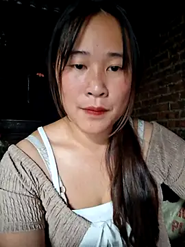 Snapshot of ALIENHR38 chatting on November 2025 02:16:02 AM ALIENHR38 online show from November 2025 02:16:02 AM