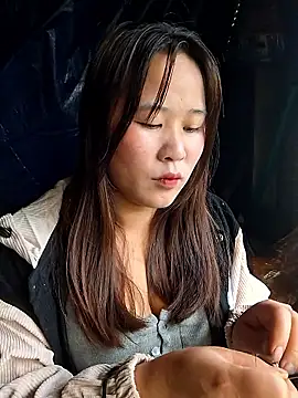 ALIENHR38 online show from February 2026 02:45:02 AM