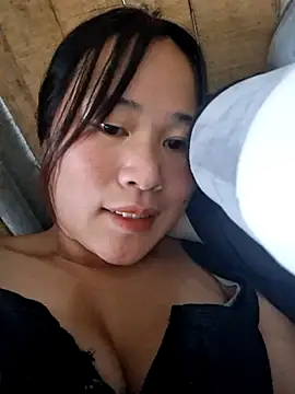 Snapshot of ALIENHR38 chatting on November 2025 12:06:02 AM ALIENHR38 online show from November 2025 12:06:02 AM