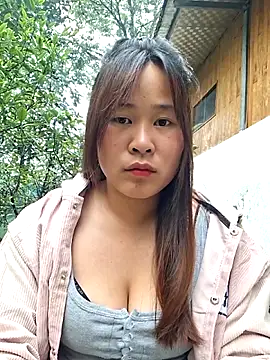 ALIENHR38 online show from May 2026 01:18:02 AM