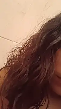 Snapshot of mamasitapetite chatting on May 2026 03:52:02 PM mamasitapetite online show from May 2026 03:52:02 PM