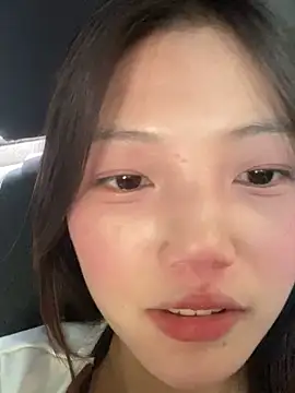 xixi 28 online show from September 2025 03:56:01 AM