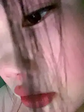 xixi 28 online show from October 2025 12:35:02 AM