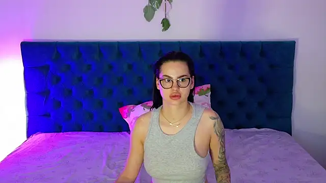 LexieRosse online show from October 2025 05:06:02 AM