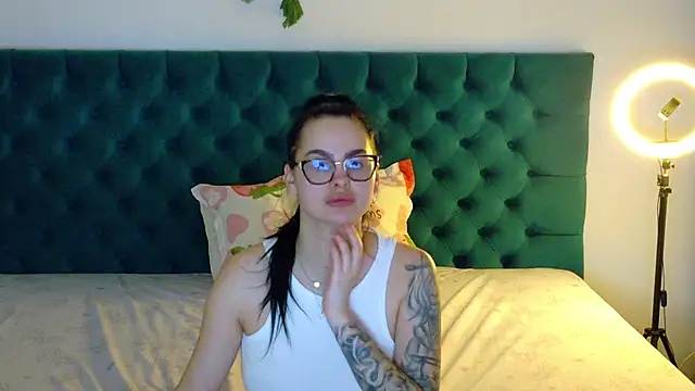 LexieRosse online show from October 2025 03:55:01 PM