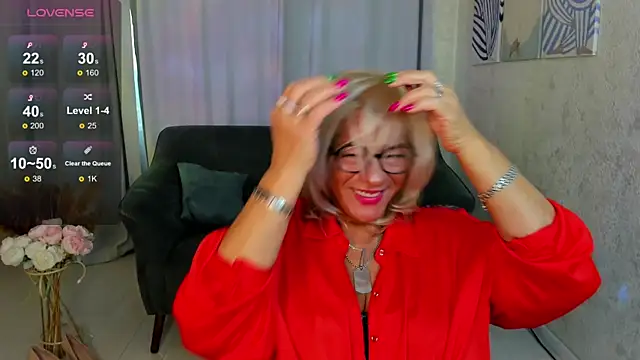 Snapshot of AnittaHarris chatting on October 2025 01:04:02 AM AnittaHarris online show from October 2025 01:04:02 AM