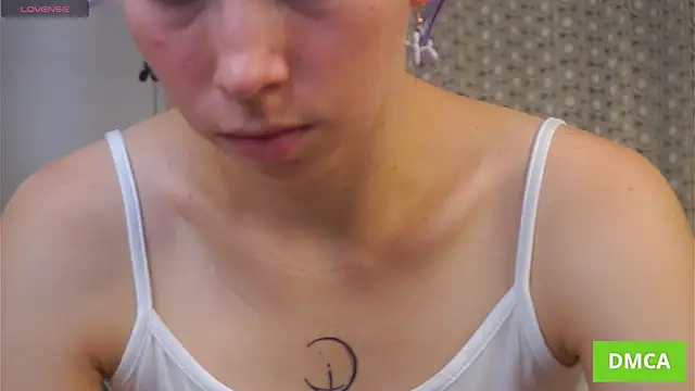 JuliannaWenger online show from October 2025 04:08:02 PM