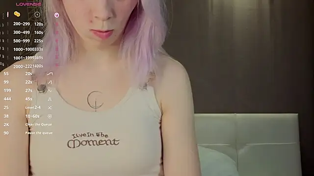 JuliannaWenger online show from January 2026 04:11:01 PM