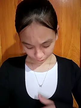 ChiecumBae online show from November 2025 01:32:02 PM